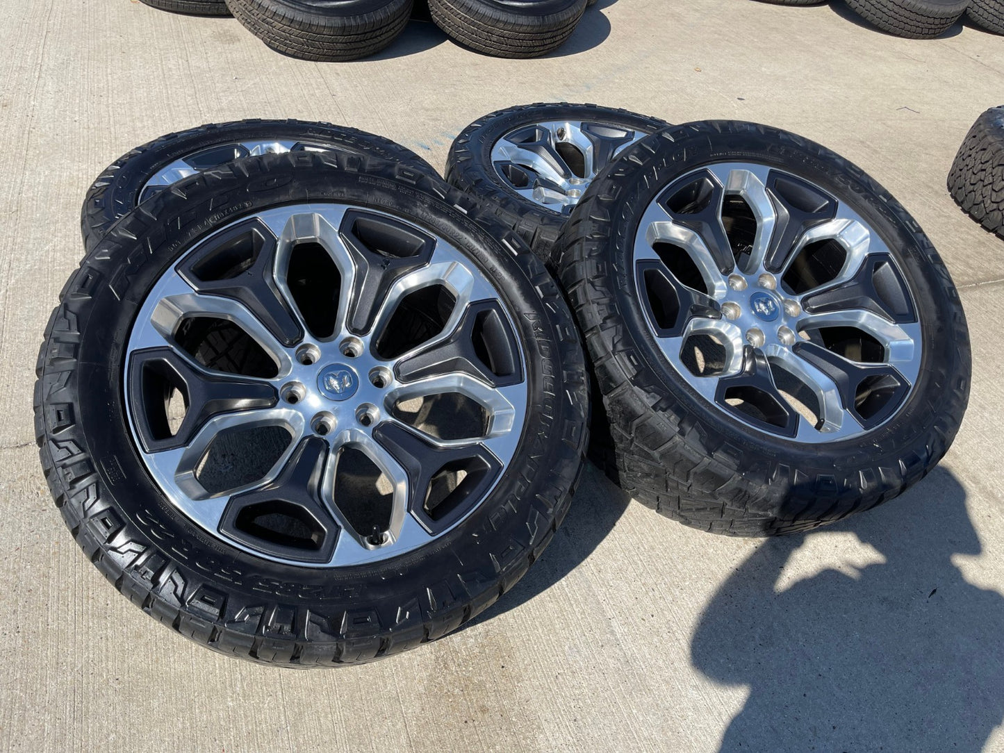 22" Dodge Ram 1500 OEM LIMITED Laramie wheels rims 2685 NITTO RIDGE GRAPPLER