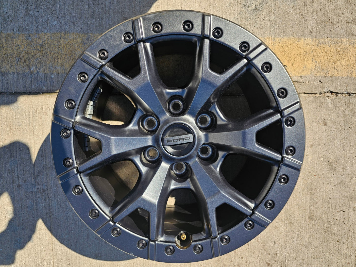17" Ford F-150 Raptor OEM BEADLOCK rim wheel 10460 95354