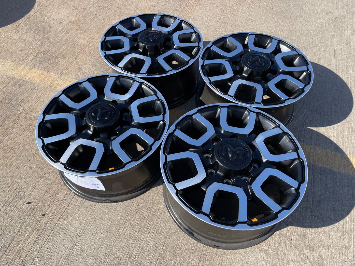 18" RAM 2500 3500 LARAMIE OEM 2694 wheels rims 2024 2025 2026 2027 NEW