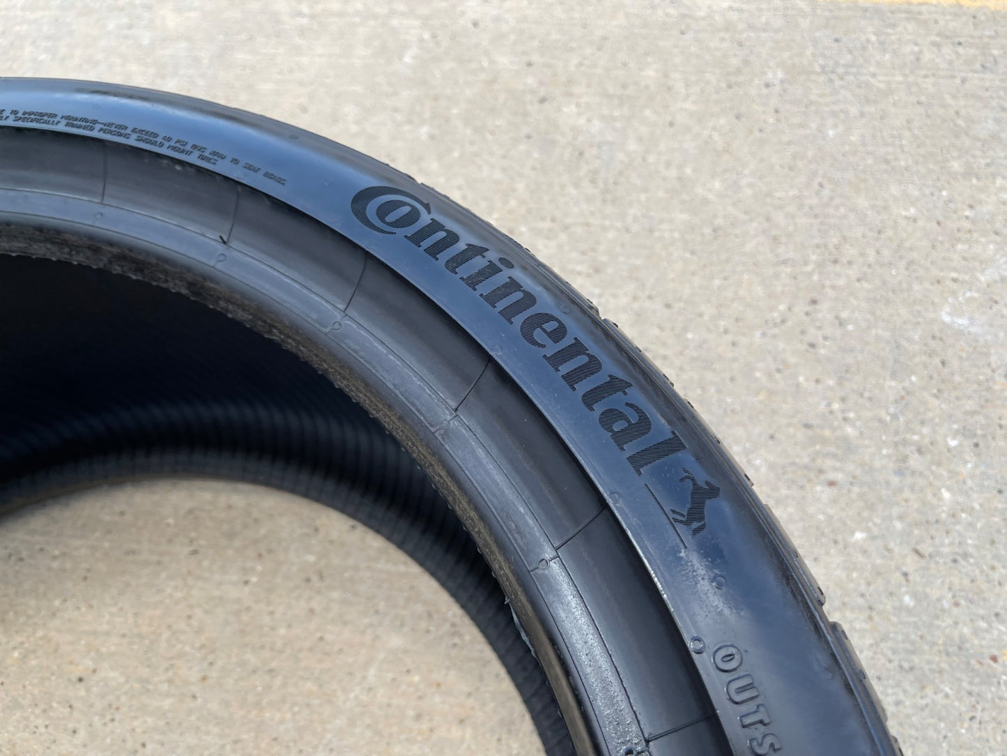 (1) 275/30/19 Continental Extreme Contact DWS06 96Y XL M+S 275/30R19 tire