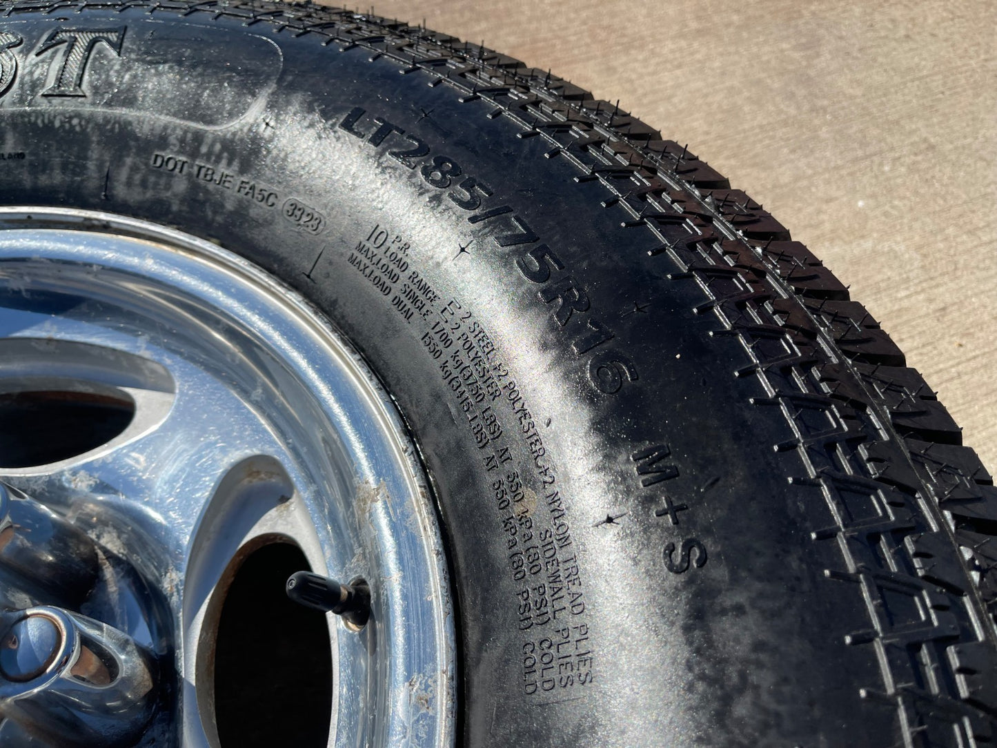 16" Ford F-250 F-350 Excursion OEM 3408 polished wheels rims tires
