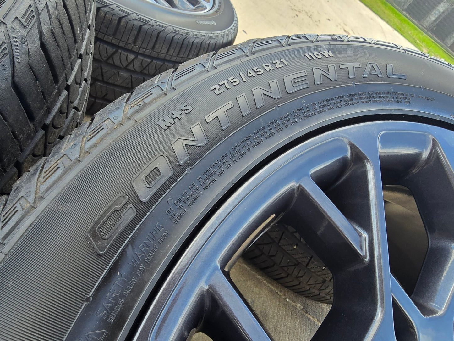 21" Jeep Grand Cherokee L OEM wheels rims 9291 Durango tires DISCOUNTED