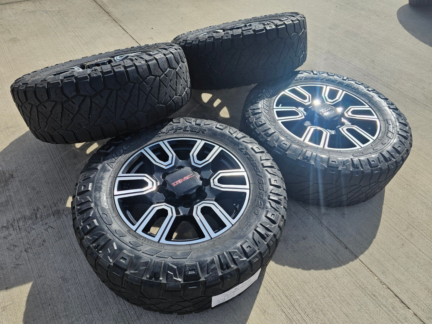 20" GMC Sierra AT4 2500 3500 OEM wheels rims 5950 Silverado NITRO 35"