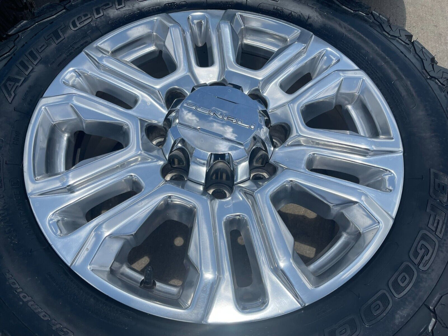 20" GMC Sierra Denali 2500 3500 OEM 5957 wheels rims 2024 2025 NEW BFG KO2