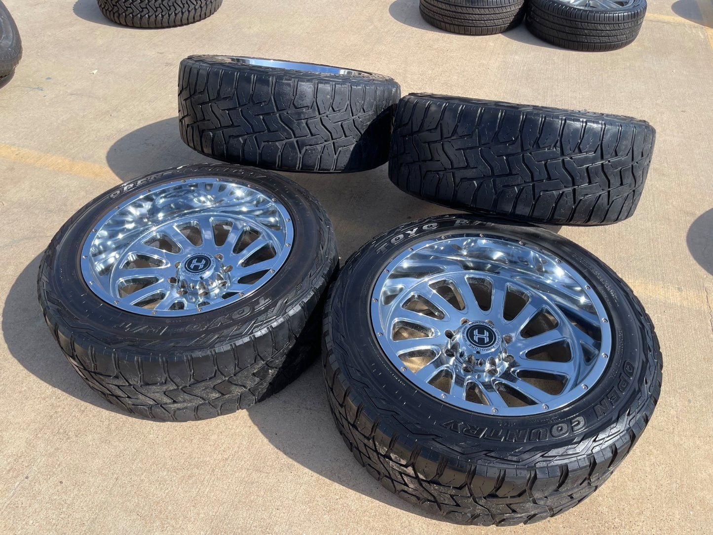 22x12 22" Hardcore HC15 Ford F-250 F-350 Chrome SET rims wheels 8x170 -44 35"