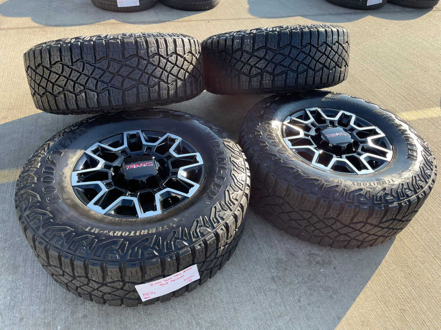 18" GMC Sierra AT4X Chevy Trail Boss 2500 OEM 14136 wheels rims GOODYEAR 35"