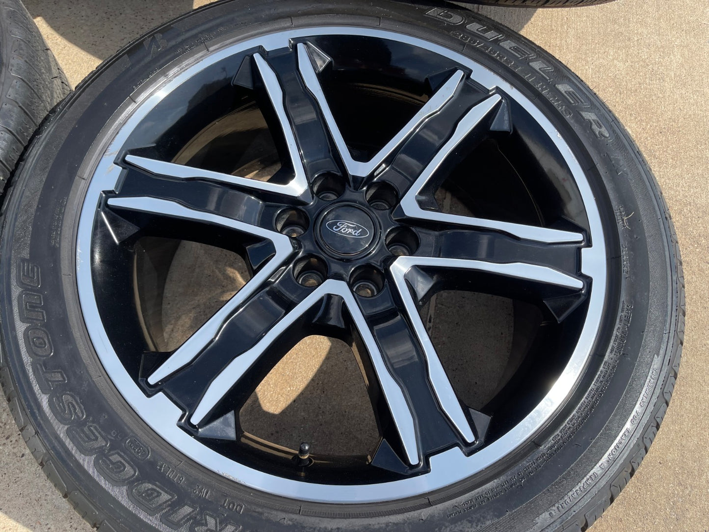 22" Ford F-150 Expedition PERFORMANCE OEM 10200 rims wheels BRIDGESTONE