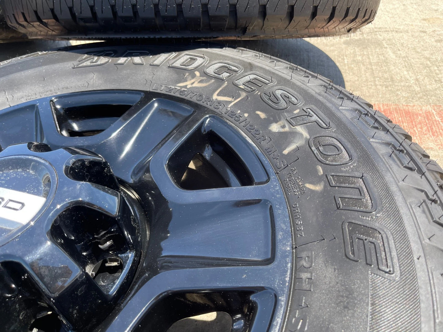 18" Ford F-250 F-350 TREMOR FX-4 OEM black wheels 10298 tires DUELER A/T NEW