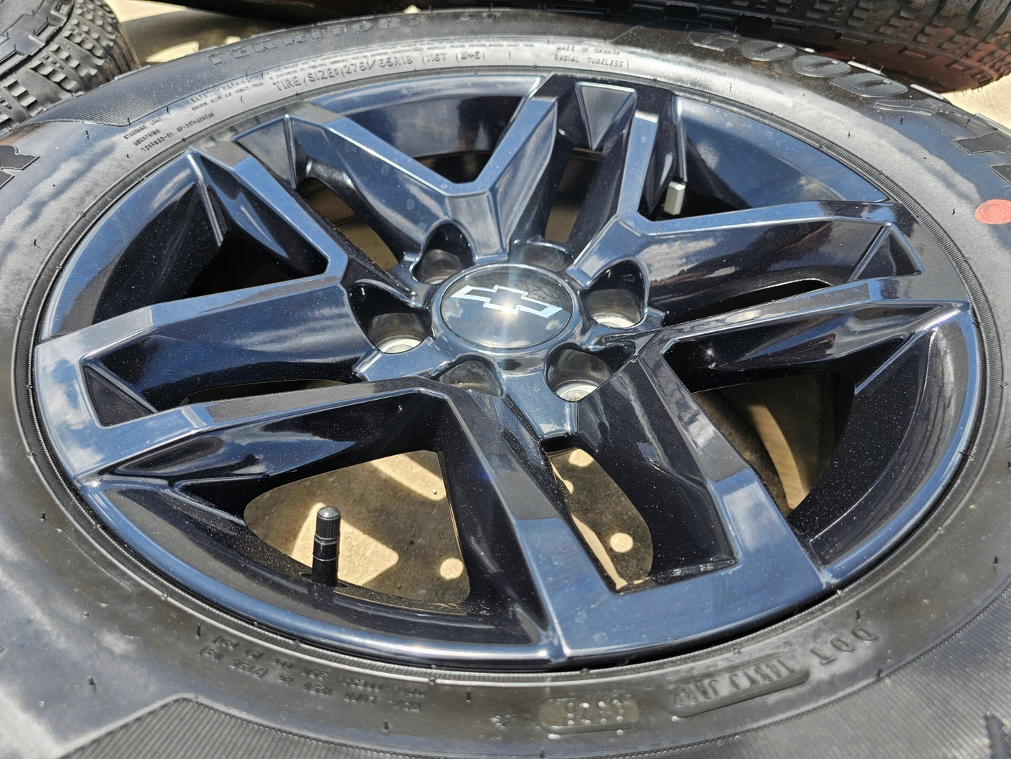 18" Chevy Silverado ZR2 Tahoe TRAIL BOSS GMC OEM 5911 wheels rims GOODYEAR NEW