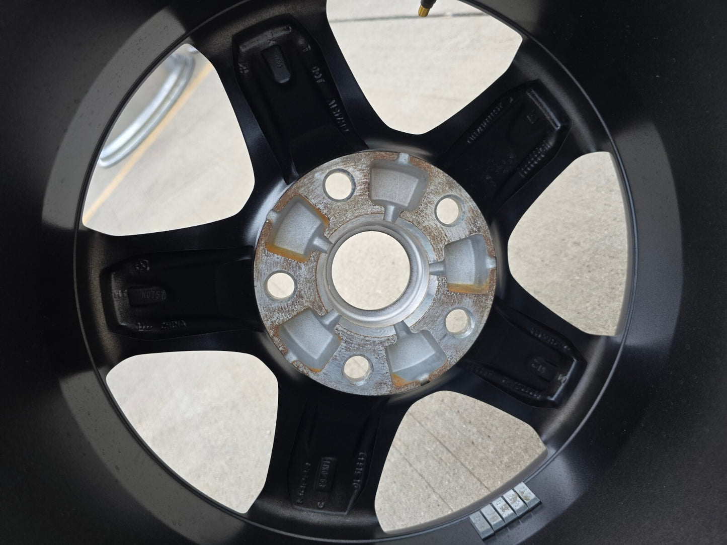 17" Jeep Wrangler Rubicon OEM wheel rim 9217 Gladiator spare 2021 2022 2023 2024