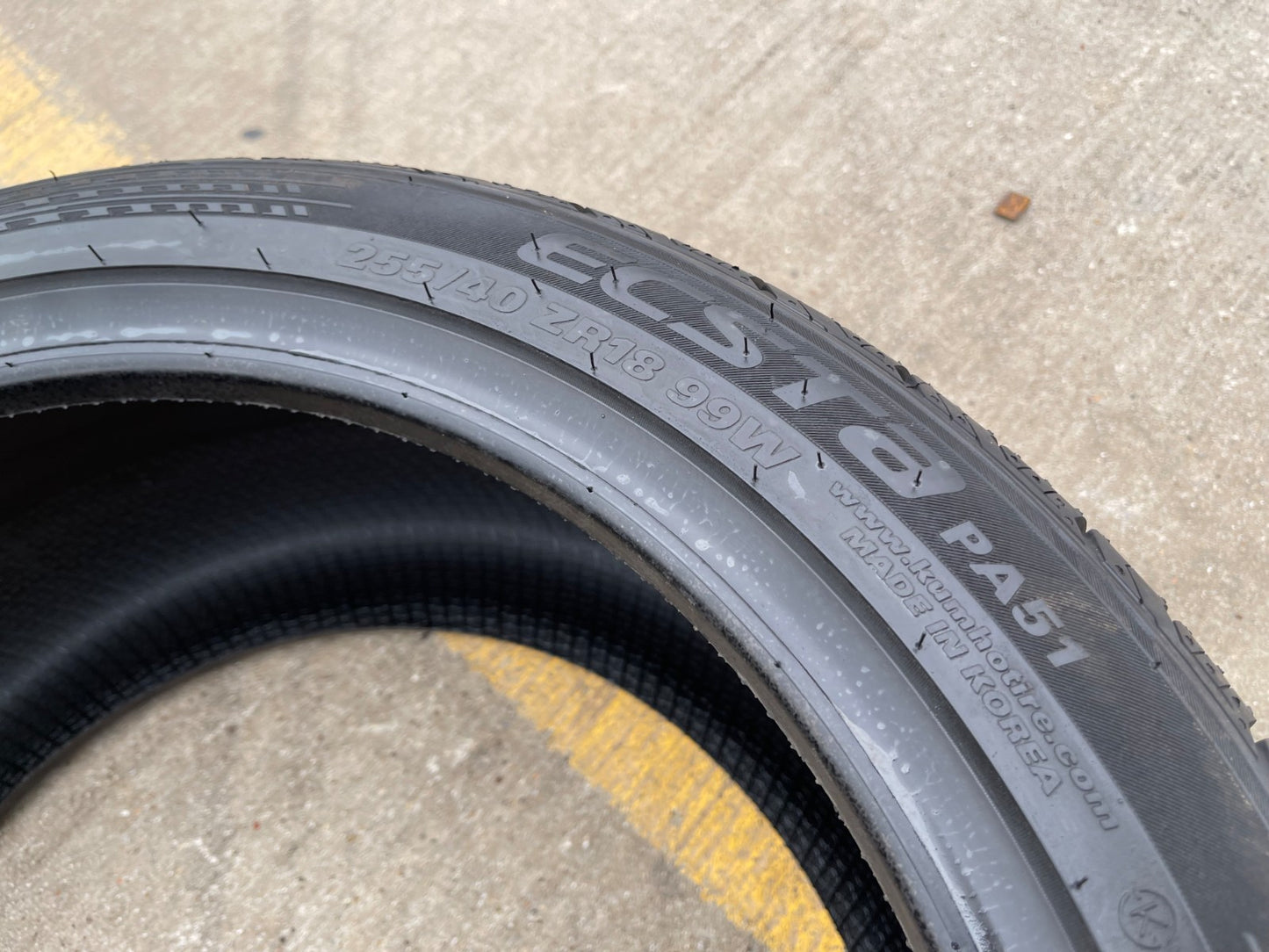 (1) 255/40/18 Kuhmo Ecsta PA51 tire 255/40r18 99W XL NEW