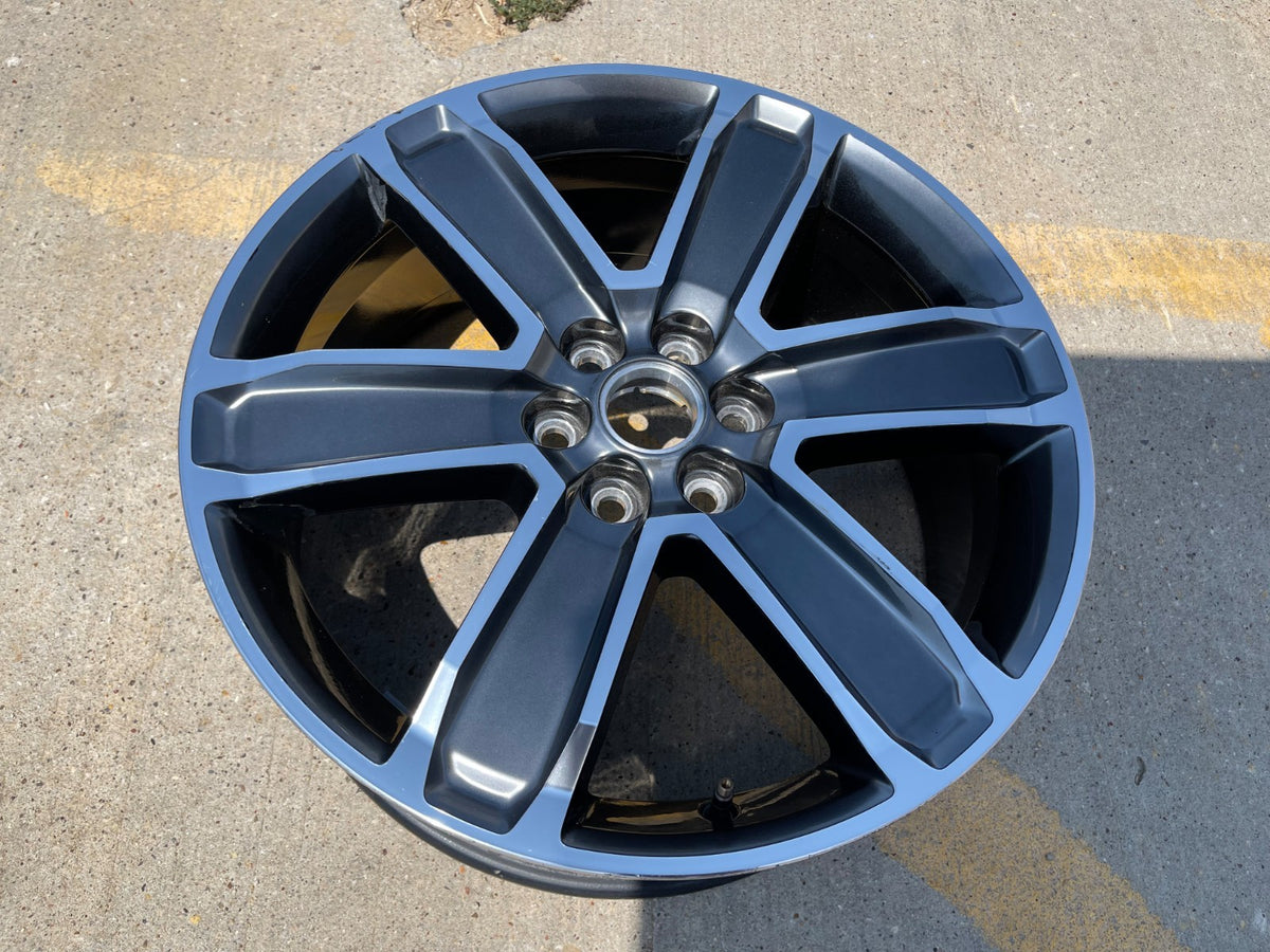 (1) 20" GMC Acadia OEM 5794 wheel rim Blazer Cadillac XT6 XT5 SRX spare