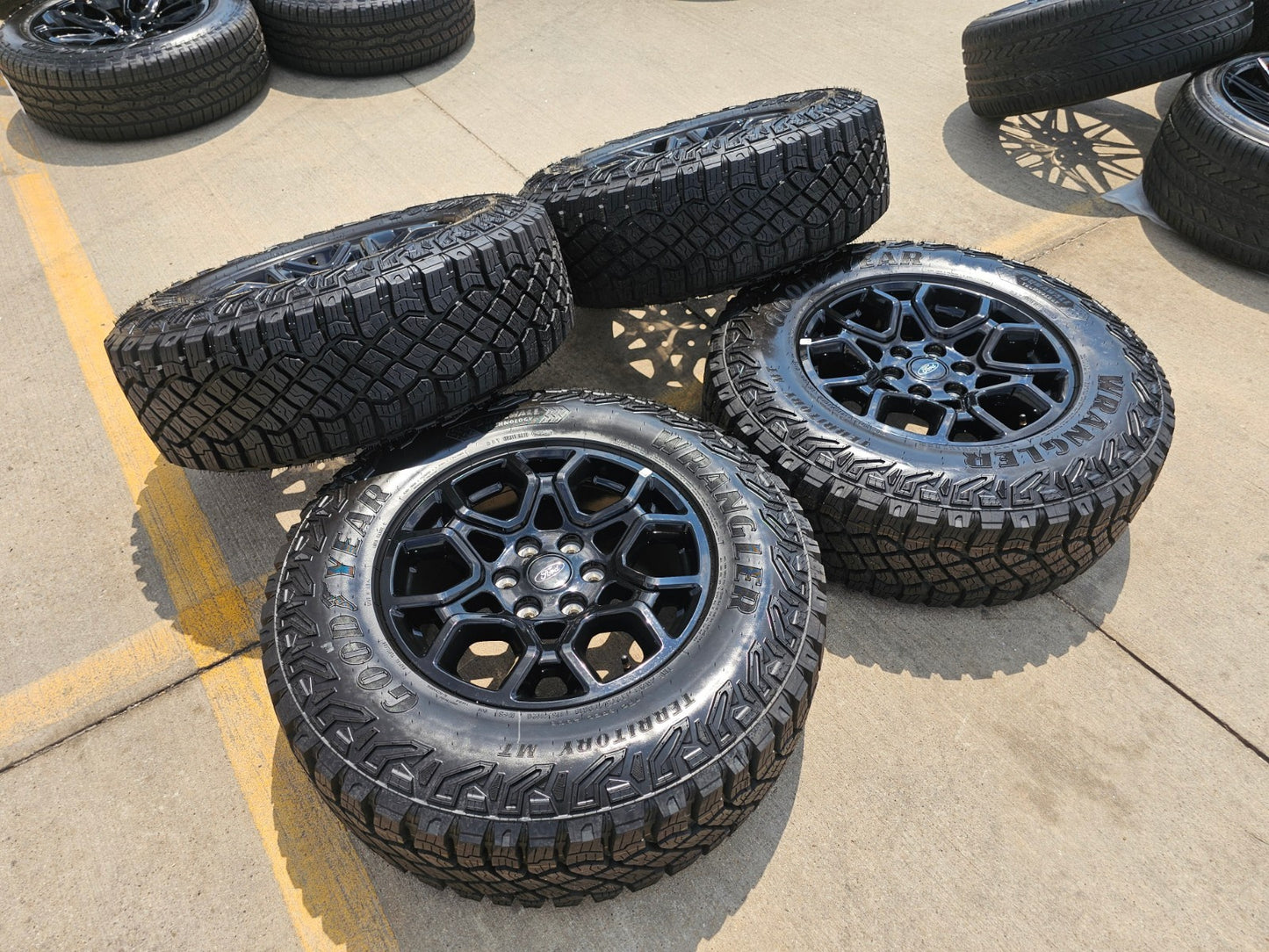 18" Ford F-150 OEM rims wheels 95049 10340 Expedition2025 2026 NEW GOODYEAR