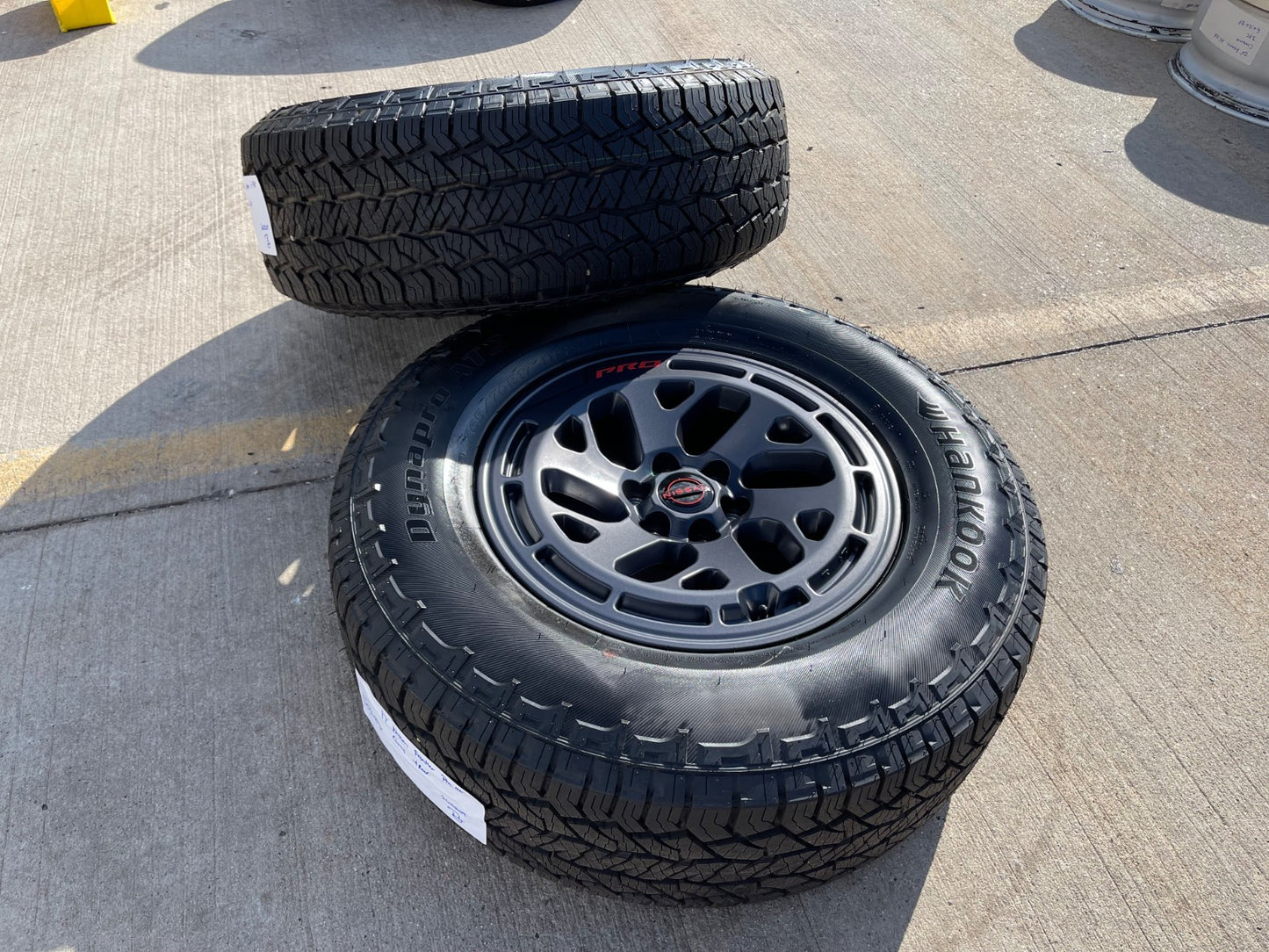 17" Nissan Frontier X-PRO OEM Desert Runner wheel rim tire 2024 2025 2026 NEW
