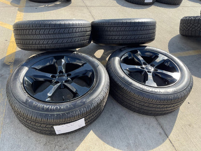 20" Jeep Grand Cherokee L OEM black wheels rims 9287 95199 tires