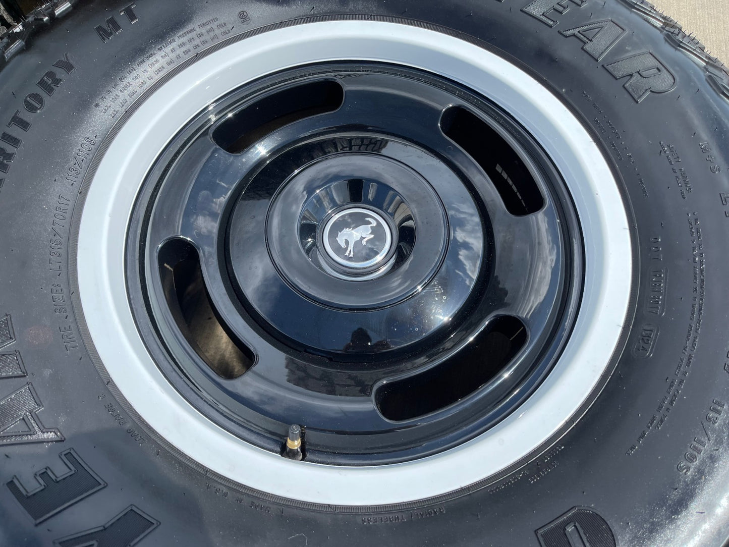17" Ford Bronco HERITAGE Edition wheels rims SET white GOODYEAR 35"