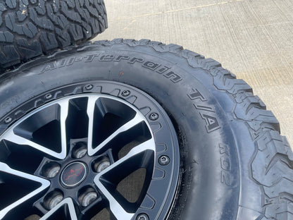 17" Jeep Wrangler 392 Gladiator Rubicon OEM 9329 BEADLOCK wheels rims BFG 35"