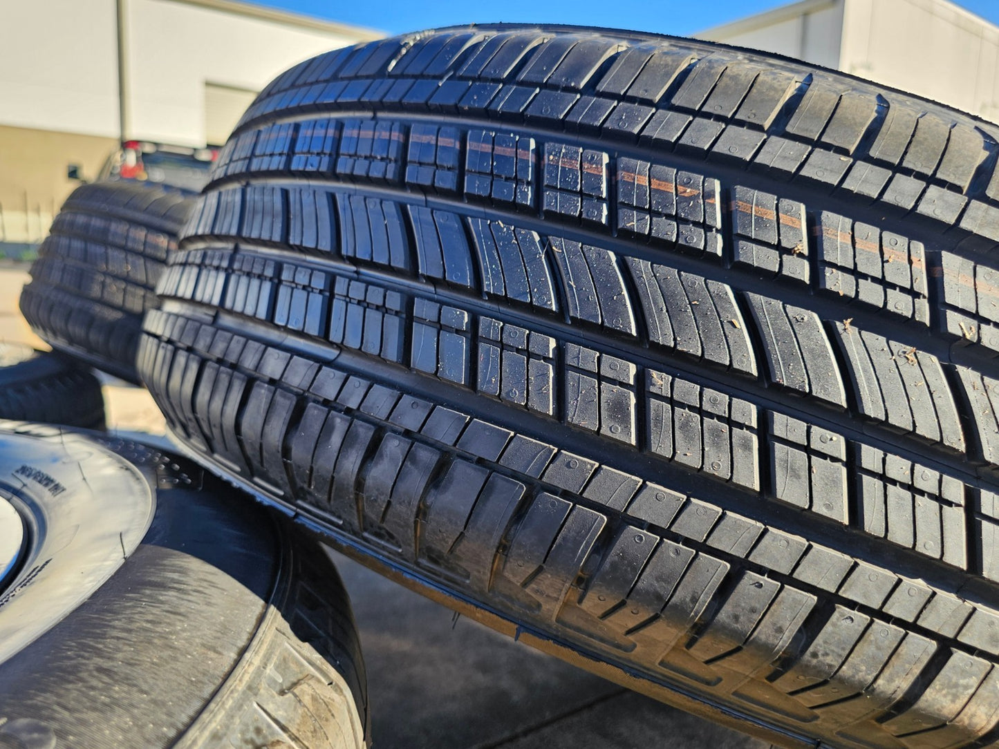 18" Ford Expedition F-150 TREMOR OEM rims wheels 2025 2026 NEW MICHELIN