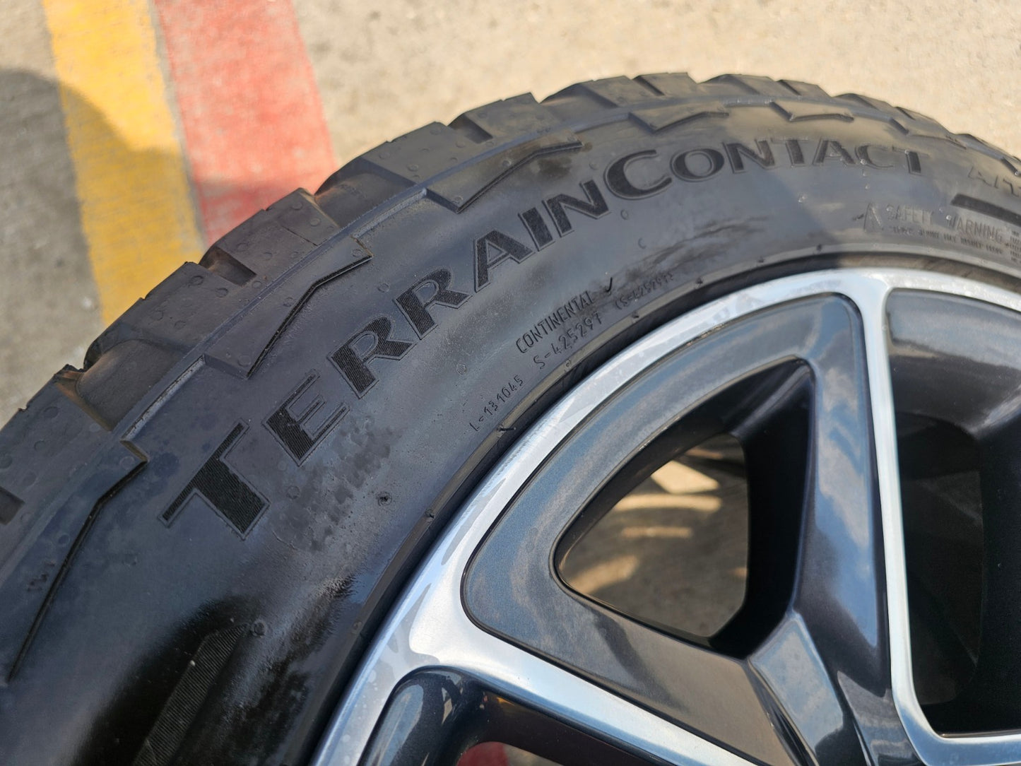 22" Dodge Ram 1500 OEM LIMITED Laramie wheels rims charcoal 2725 2684