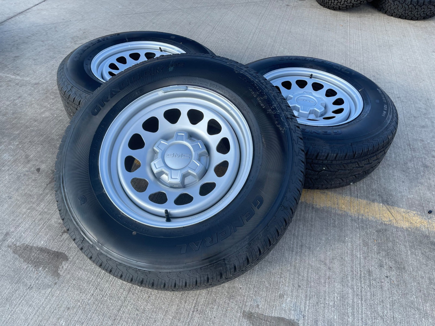 17" Chevy Silverado OEM wheel rim Tahoe Colorado 8130 GMC Canyon 2025 2026 NEW