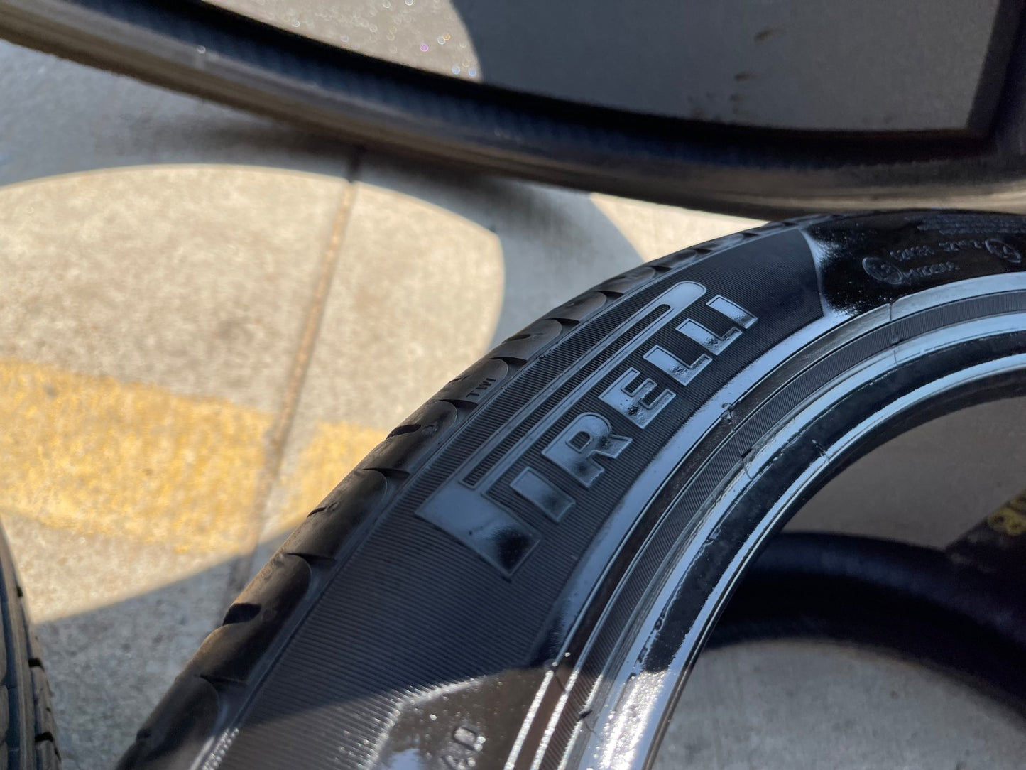 (1) 285/35/22 Pirelli Scorpion Zero PNCS tire 285/35R22 106W XL