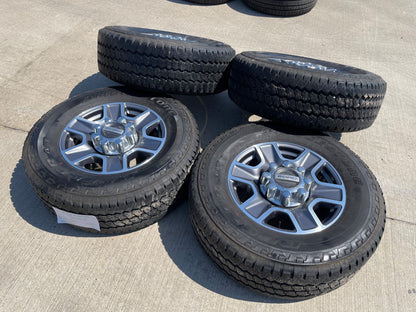 18" Ford F-250 F-350 Lariat FX-4 OEM wheels 10480 10298 tires BRIDGESTONE A/T