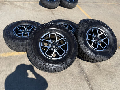 17" Jeep Wrangler Rubicon OEM 95730 9327 wheels rims Gladiator FALKEN AT 33" NEW