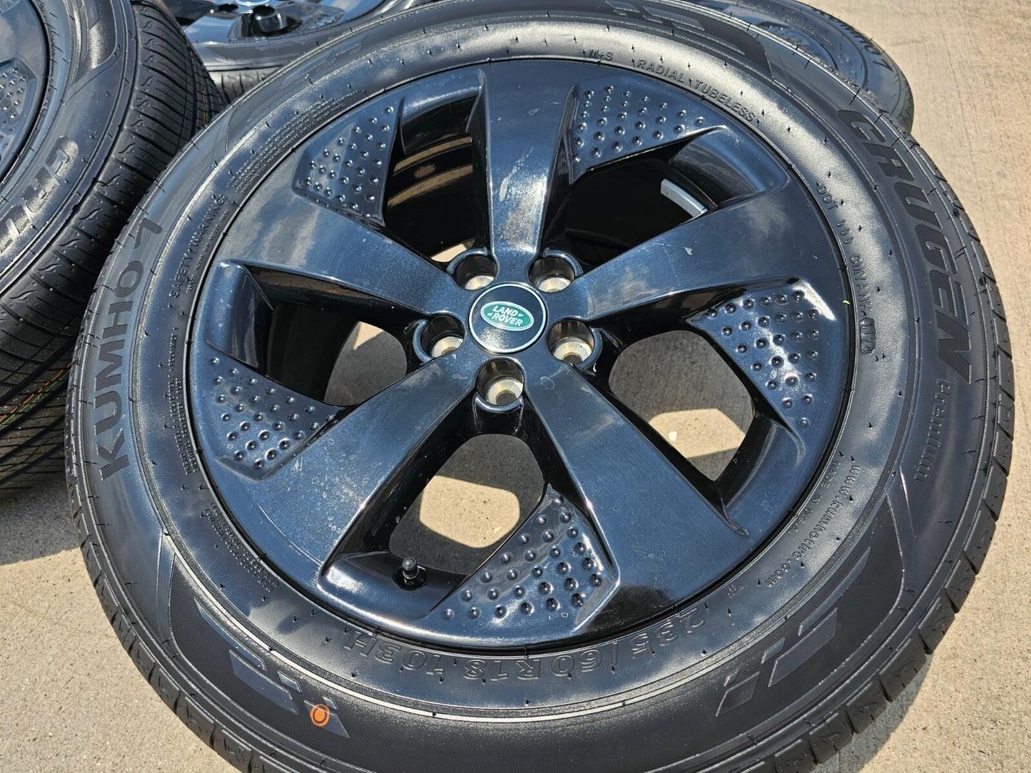 18" Land Rover Discovery Sport OEM 72337 wheels rims Evoque tires NEW