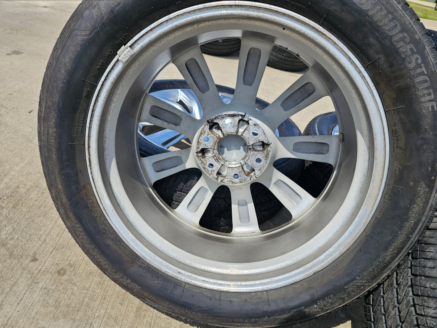 22" Infiniti QX80 QX56 Nissan Titan OEM wheels rims 73729 tires