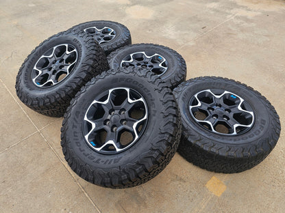 17" Jeep Wrangler Rubicon OEM wheels rims Gladiator 96832 9282 BFG KO2 A/T 33"