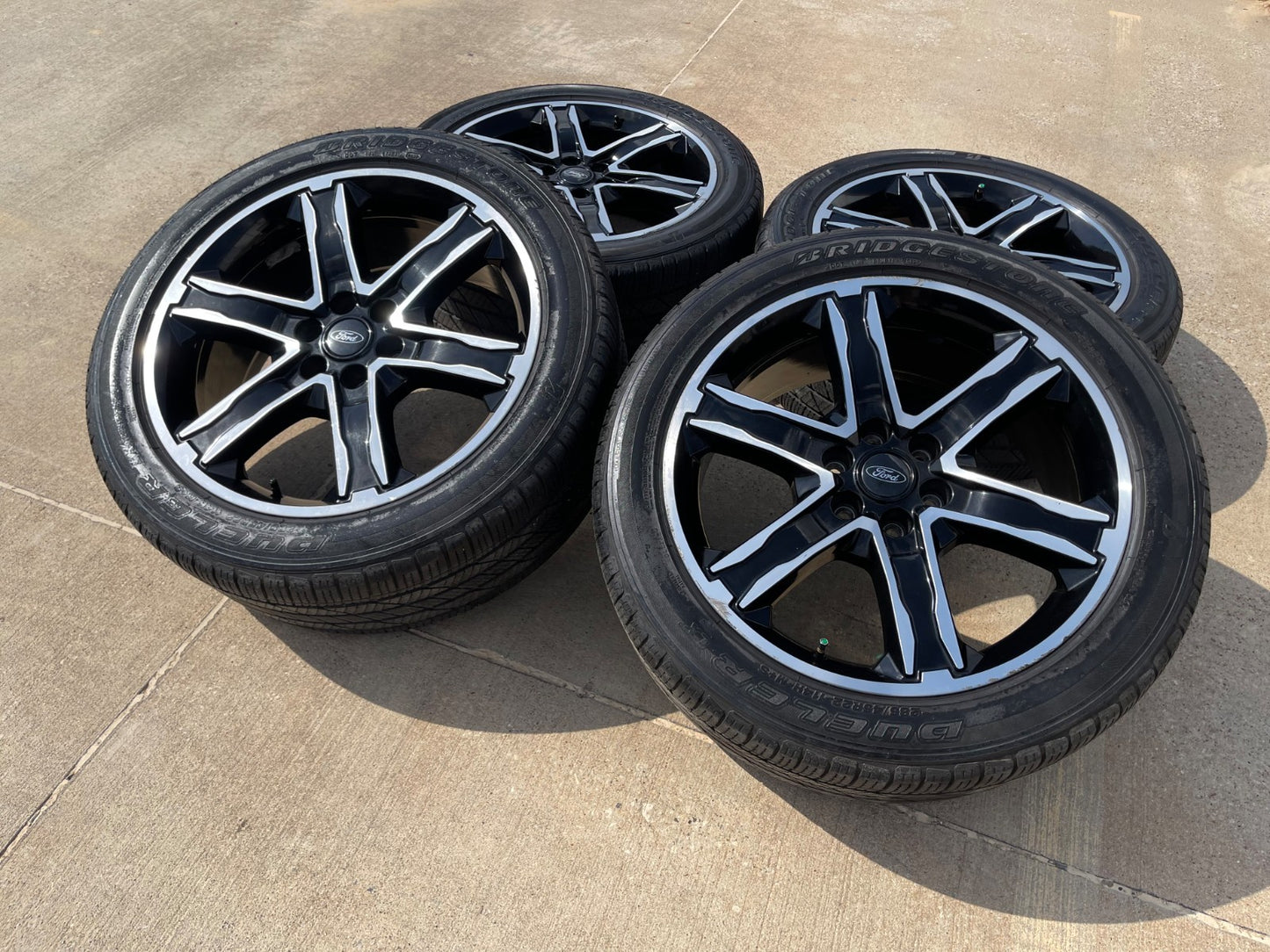22" Ford F-150 Expedition PERFORMANCE OEM 10200 rims wheels BRIDGESTONE