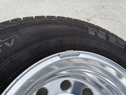 (1) 17" Dodge Ram 3500 Dually Laramie 8x200 REAR wheel rim 2702 OEM tire NEXEN