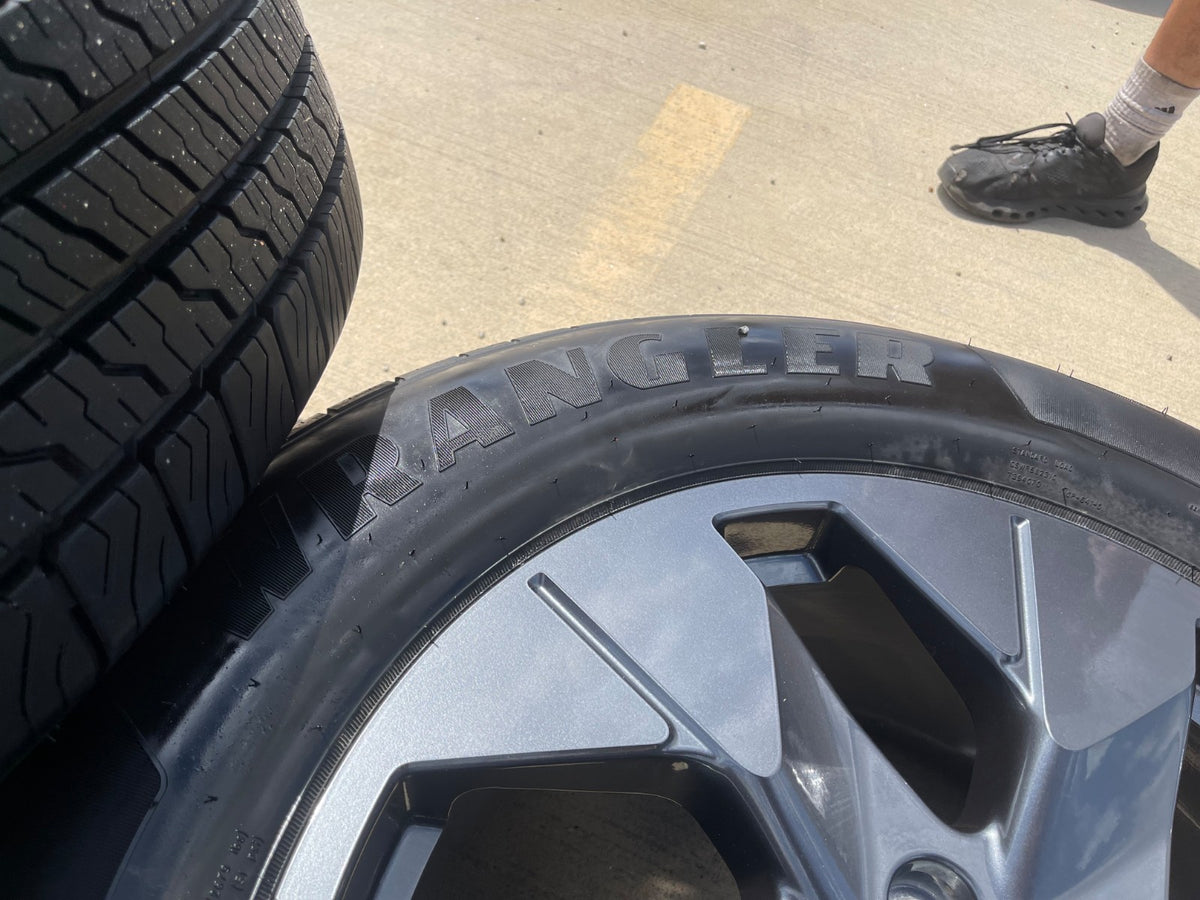 20" Ford F-150 LIMITED OEM rim wheel tire 10471 Expedition GOODYEAR spare single
