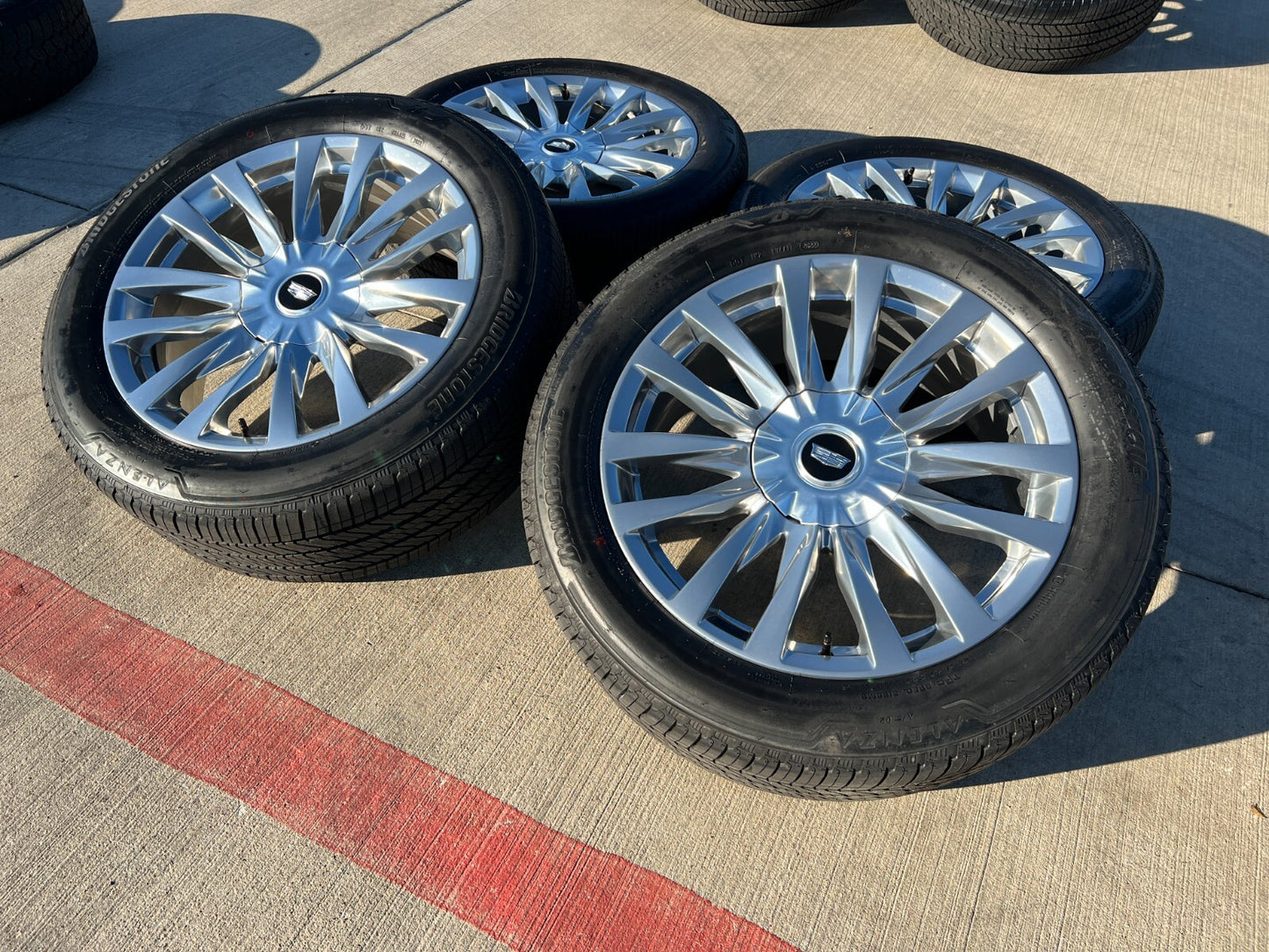22" Cadillac Escalade Platinum OEM wheels rims 95026 tires NEW