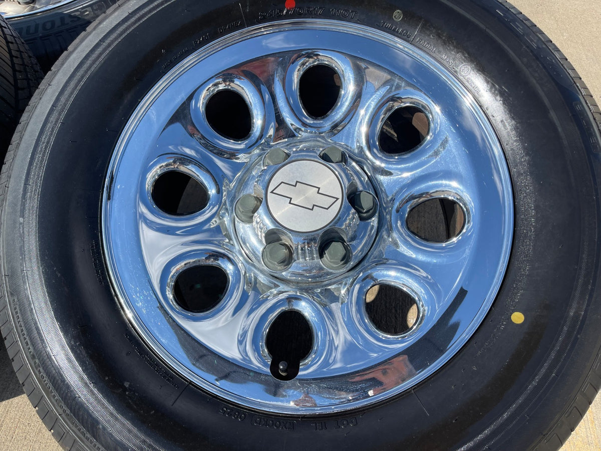 17" Chevy Tahoe Silverado Suburban Z71 OEM 5223 8069 wheels rims SET BRIDGESTONE