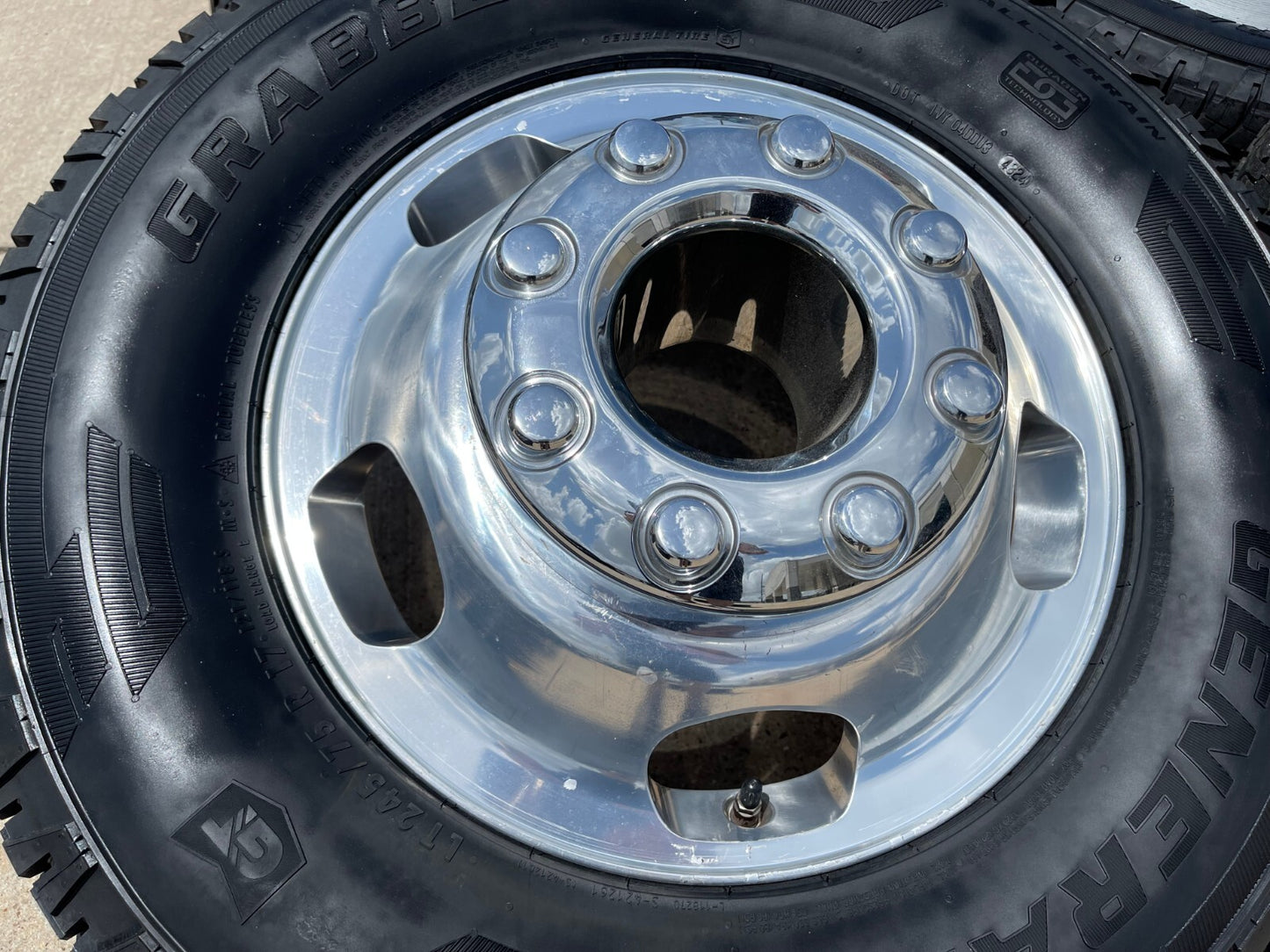 17" Ford F-350 Dually OEM 10477 10478 rims wheels 2024 2025 2026 GENERAL A/T NEW