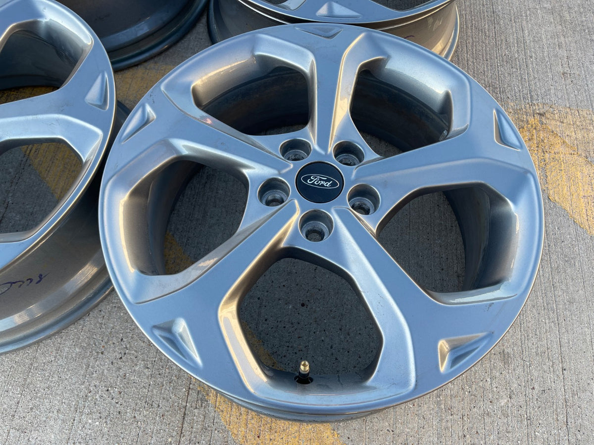 18" Ford Escape Maverick Bronco Sport rims wheels 10466 OEM 2024 2025 2026 NEW