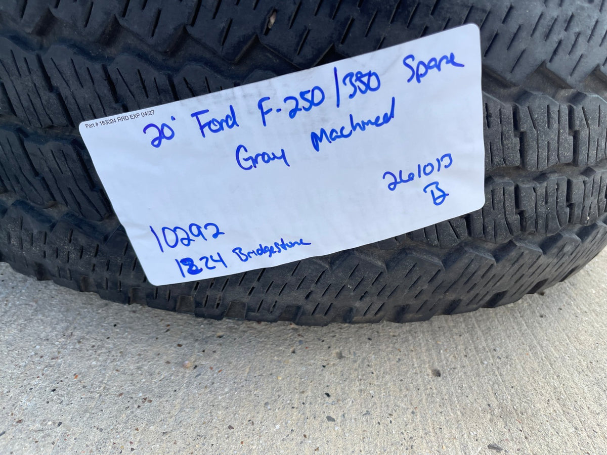 (1) 20" Ford F-250 F-350 OEM Lariat wheel rim 10292 tire BRIDGESTONE spare
