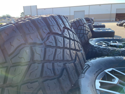 18" GMC Sierra AT4X Chevy Trail Boss 2500 OEM 14136 wheels rims GOODYEAR 35"