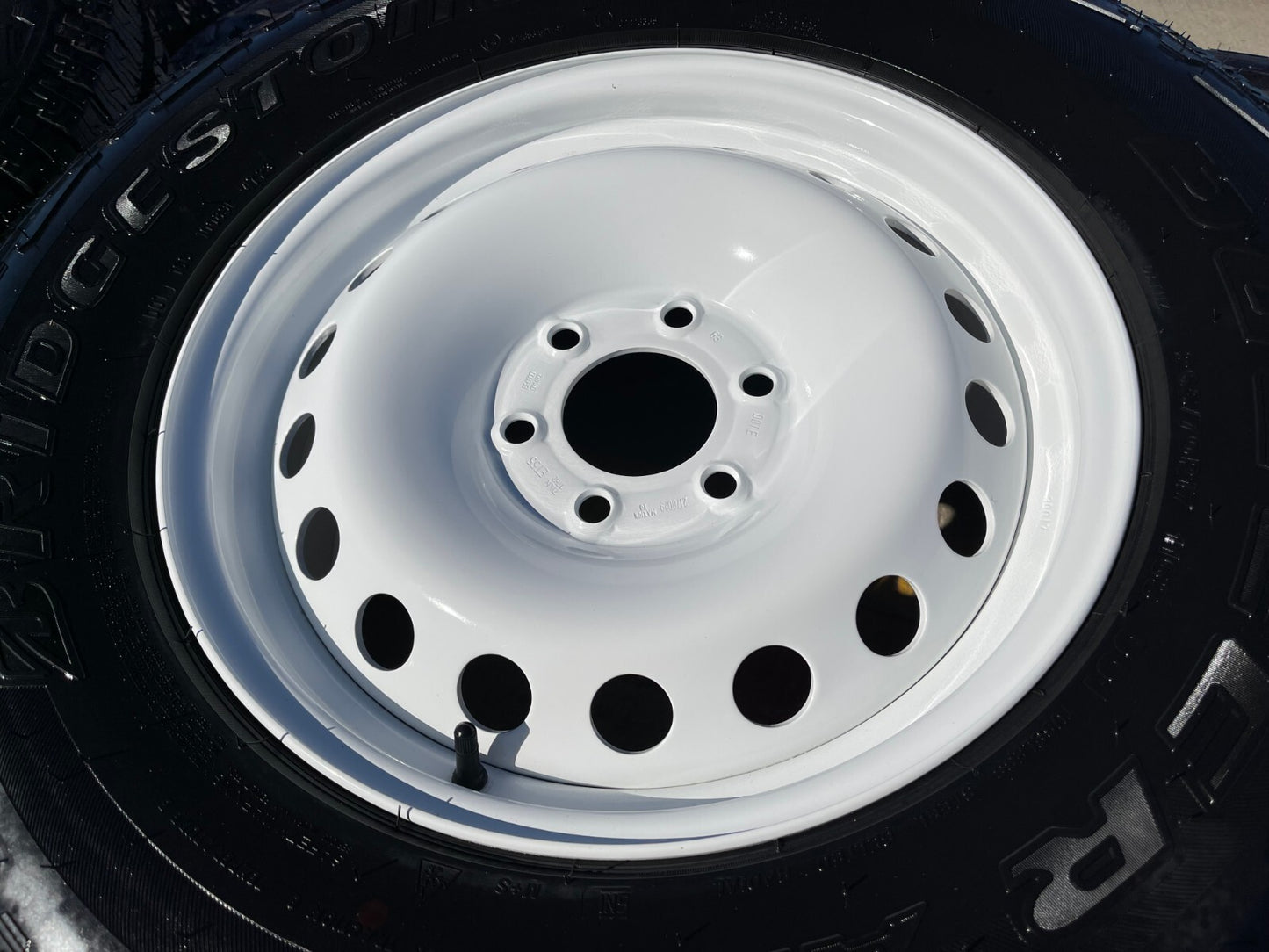 (4) 17" INEOS Grenadier OEM steel wheels rims WHITE tires 2024 2025 2026 NEW