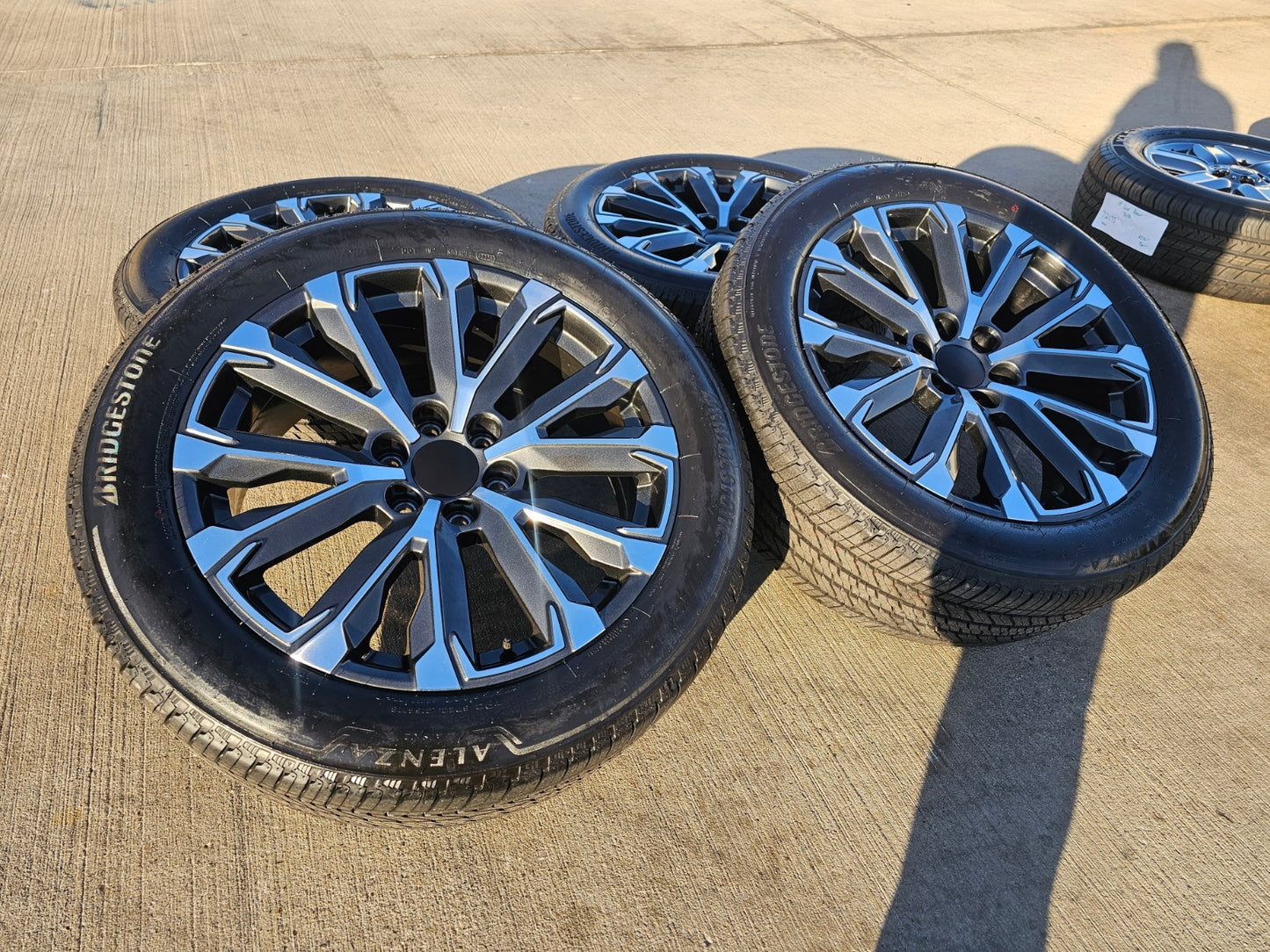 22" Chevy Tahoe Silverado Suburban OEM wheels rims 2023 2024 2025 2026 2027 NEW