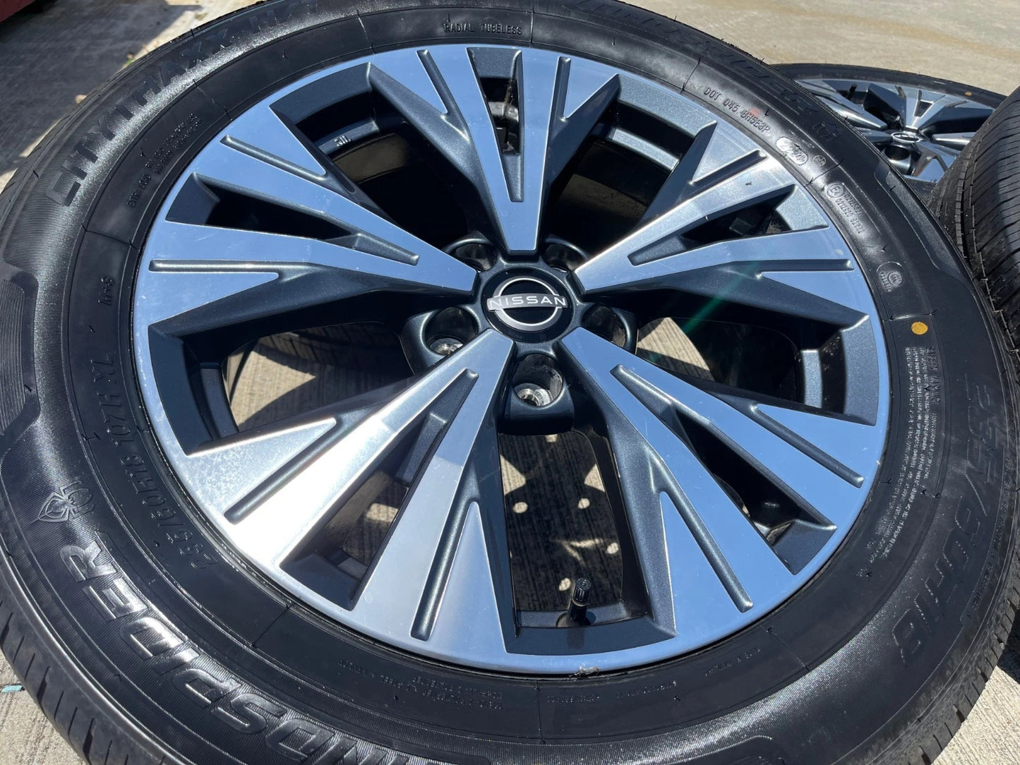 18" Nissan Murano Pathfinder FX35 FX45 QX60 OEM 62828 wheels rims 2023 2024 2025