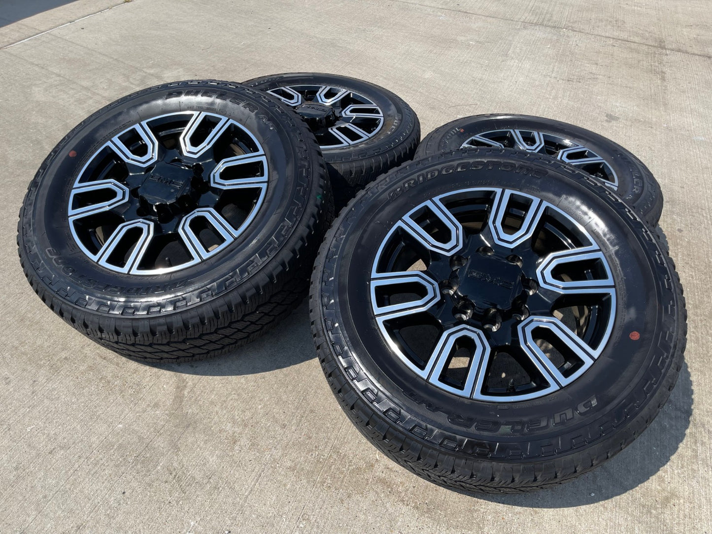 20" GMC Sierra AT4 2500 3500 OEM wheels rims 5950 Silverado 2021 2023 2024 2025
