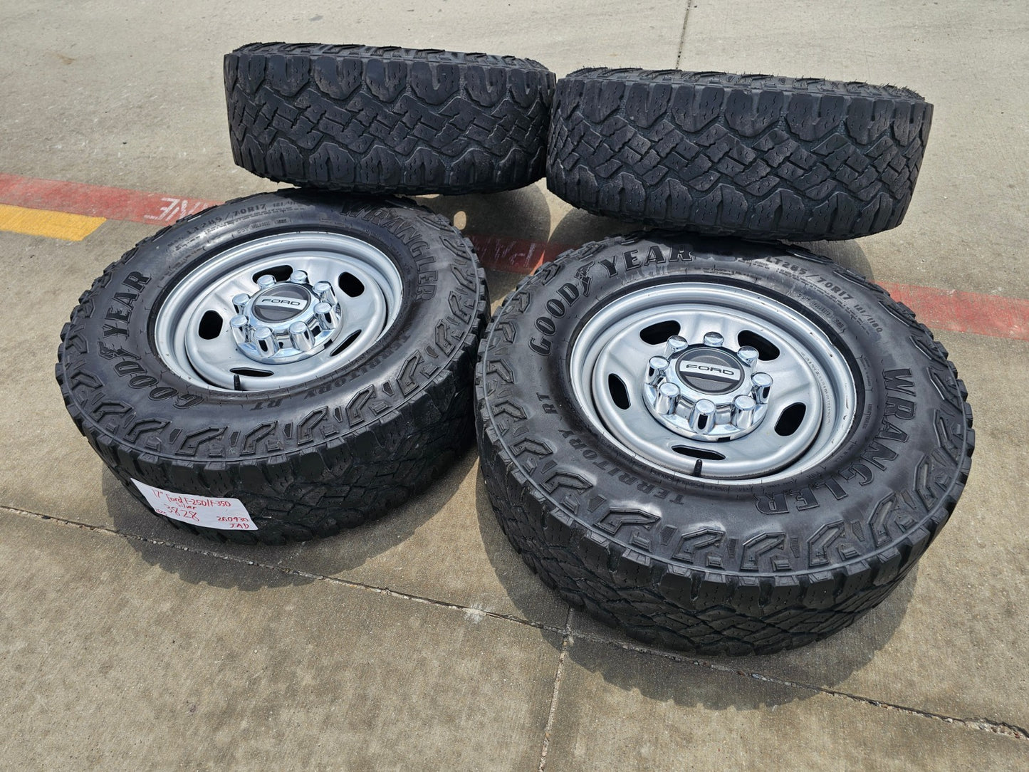 17" Ford F-250 F-350 OEM 3828 wheels rims tires GOODYEAR R/T 33"