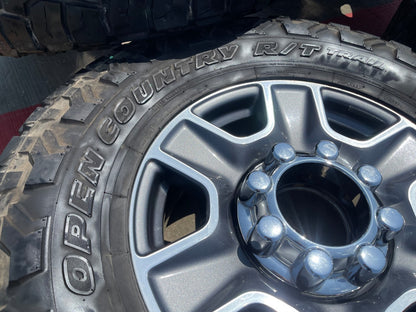 18" Ford F-250 F-350 Lariat FX-4 OEM wheels 10480 10298 SET tires TOYO 35"