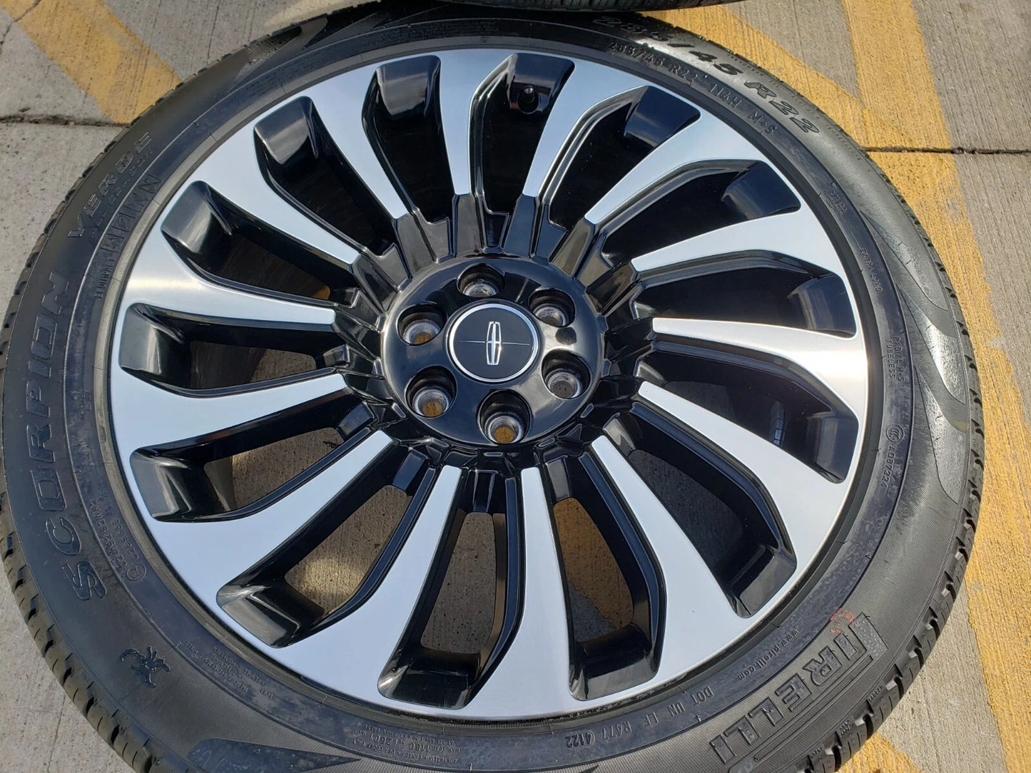 22" Lincoln Navigator BLACK LABEL OEM 10499 95383 rim wheel SPARE 2022 2023 2024
