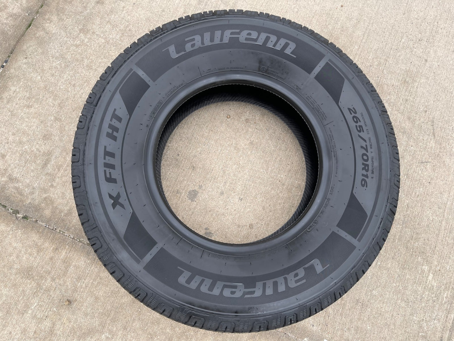 (1) 265/70/16 Laufenn X Fit H/T tire 265/70R16 112T NEW