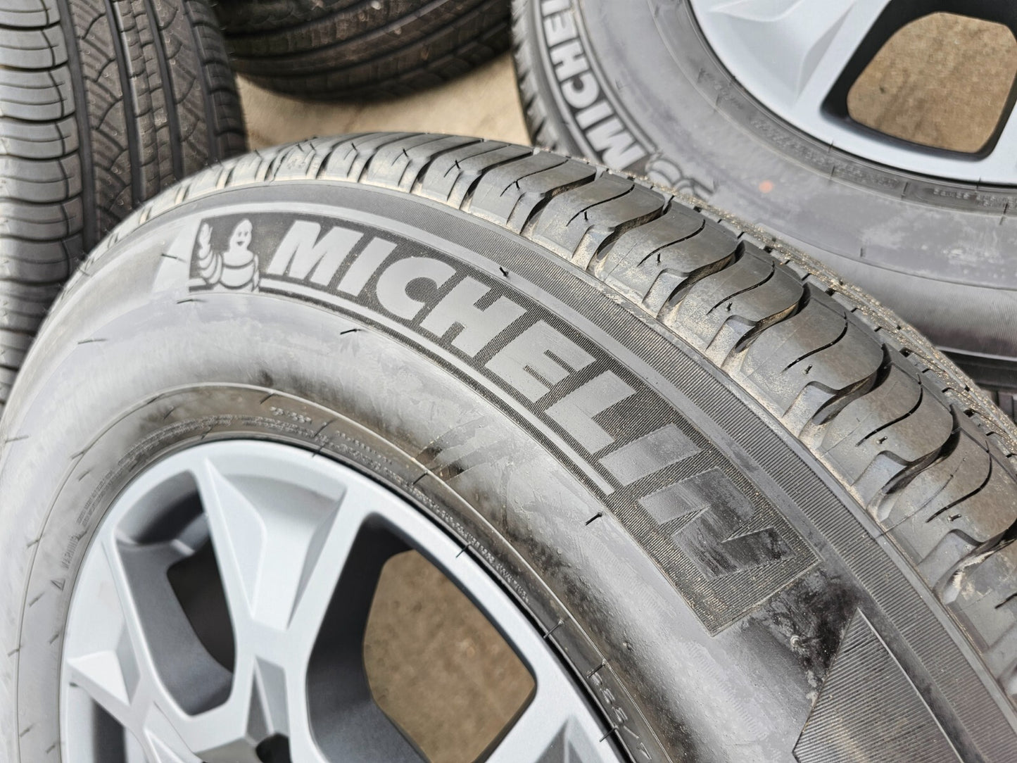 18" Lexus GX550 OEM 10544 wheels rims Land Cruiser Tundra Sequoia NEW MICHELIN