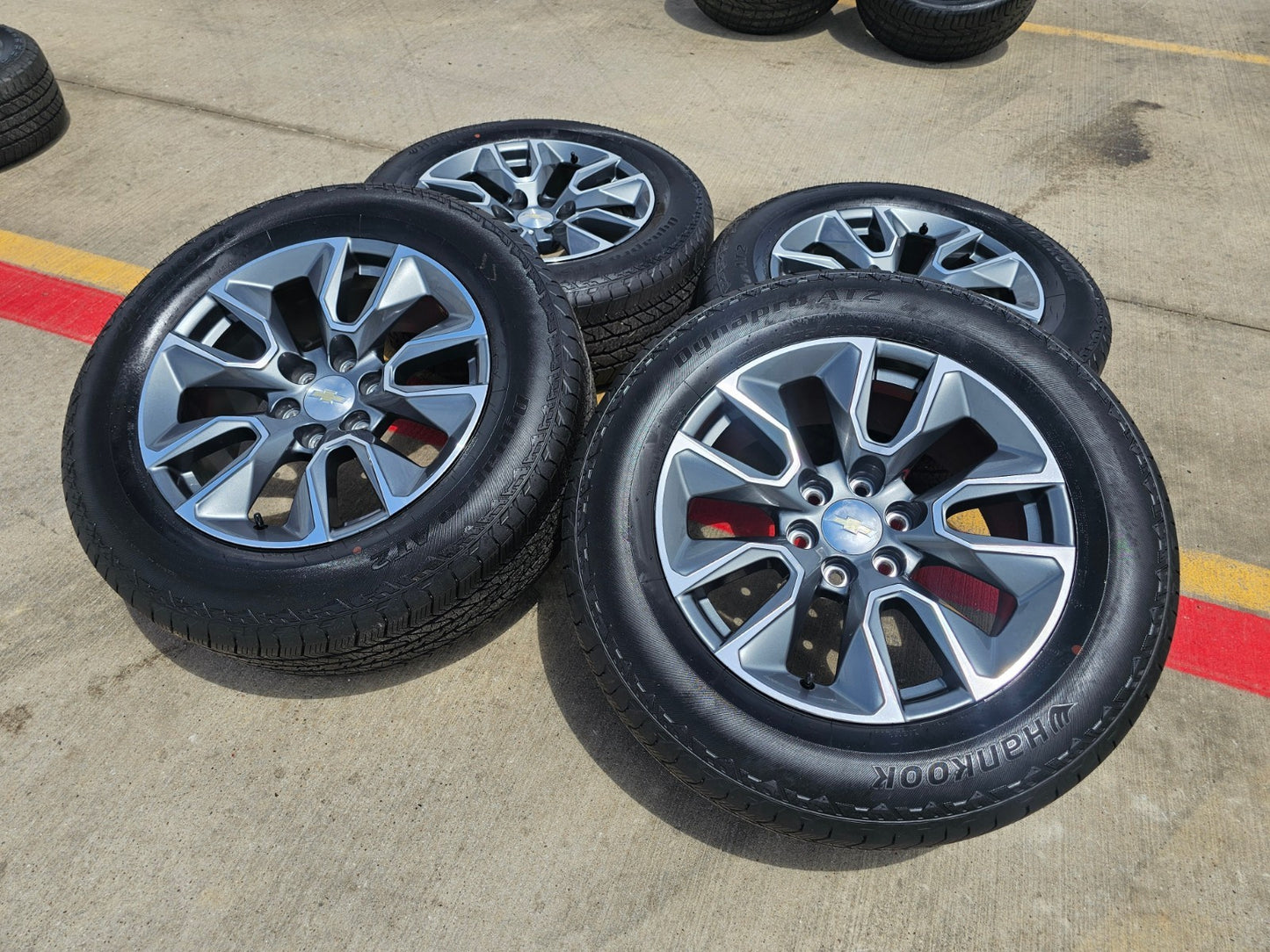 20" Chevy Silverado 1500 Tahoe OEM 5915 5916 wheels rims SET HANKOOK A/T2 NEW