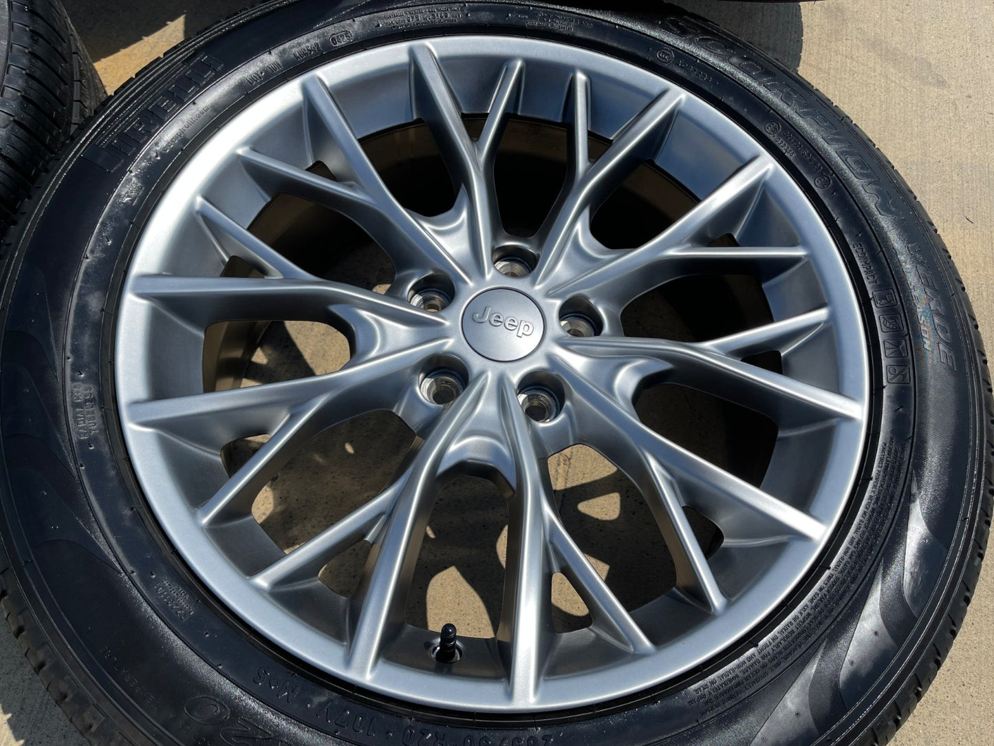 20" Jeep Grand Cherokee L OEM 9288 wheels rims tires PIRELLI SET